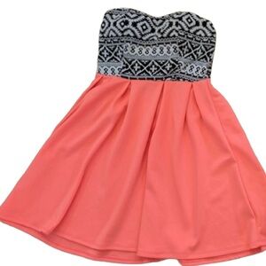 Geometric Strapless Mini Dress - Streetwear Society